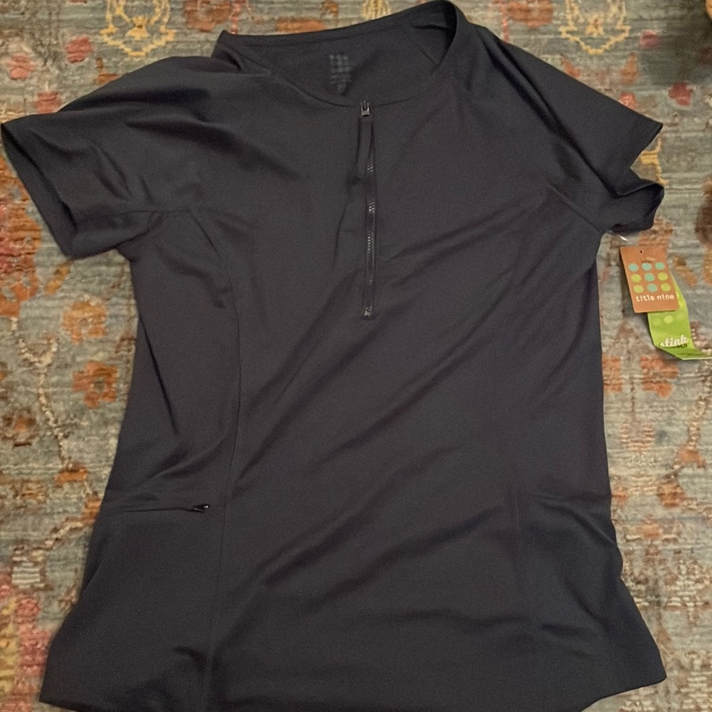 Title Nine size Medium half zip up Navy tee shirt exercise top